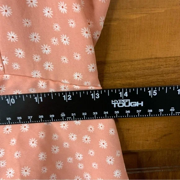 Women’s Forever 21 size small flower daisy flower tank dress - Picture 3 of 4